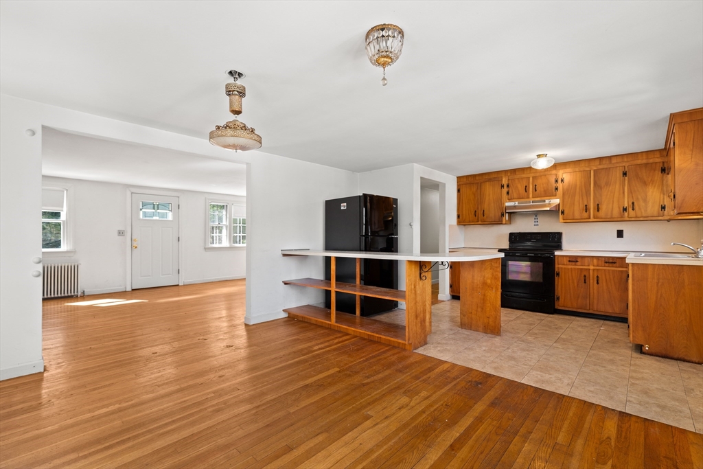 290 Main Street Mashpee, MA 02649 - Photo 10 of 28