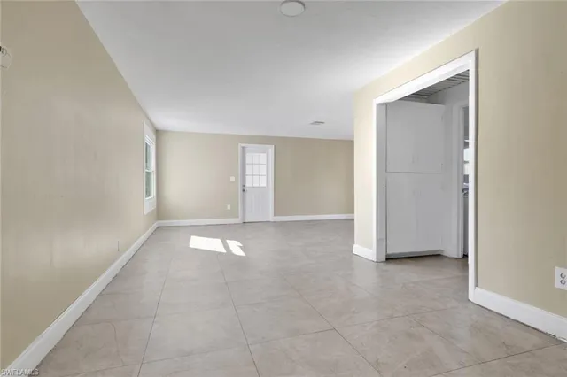 $249,900 | 2933 Jackson Street, Fort Myers, FL 33901