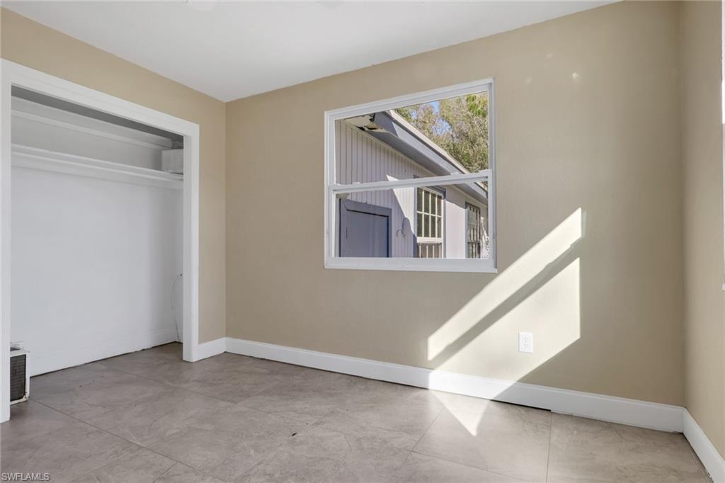 2933 Jackson Street Fort Myers, FL 33901 - Photo 17 of 37