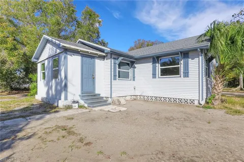 $249,900 | 2933 Jackson Street, Fort Myers, FL 33901