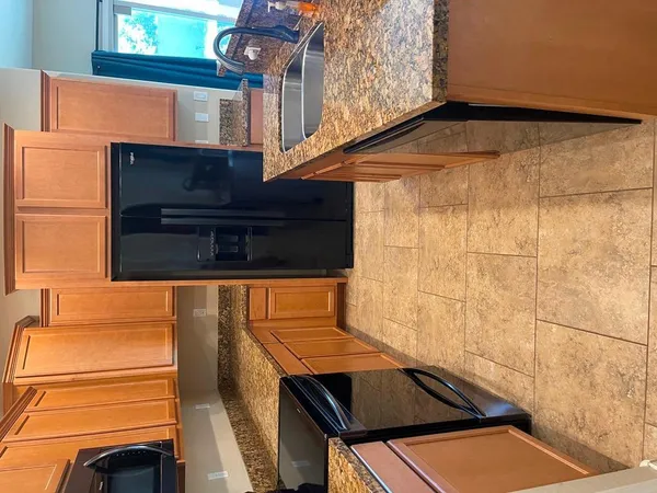 $2,300 | 16551 North 180th Drive, Surprise, AZ 85388
