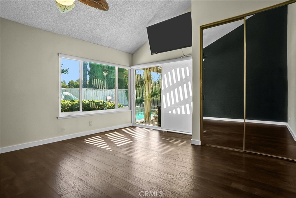 25136 Avenida Rondel Valencia, CA 91355 - Photo 21 of 36 Primary