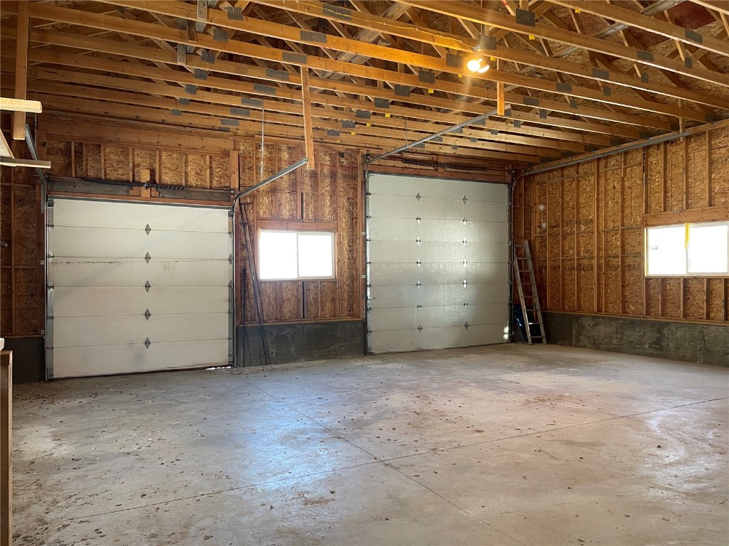 2584 High Creek Road Fairplay, CO 80440 - Photo 46 of 50 an empty room with windows