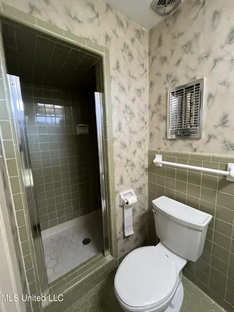 $1,700 | 808 Live Oak Drive, Clinton, MS 39056