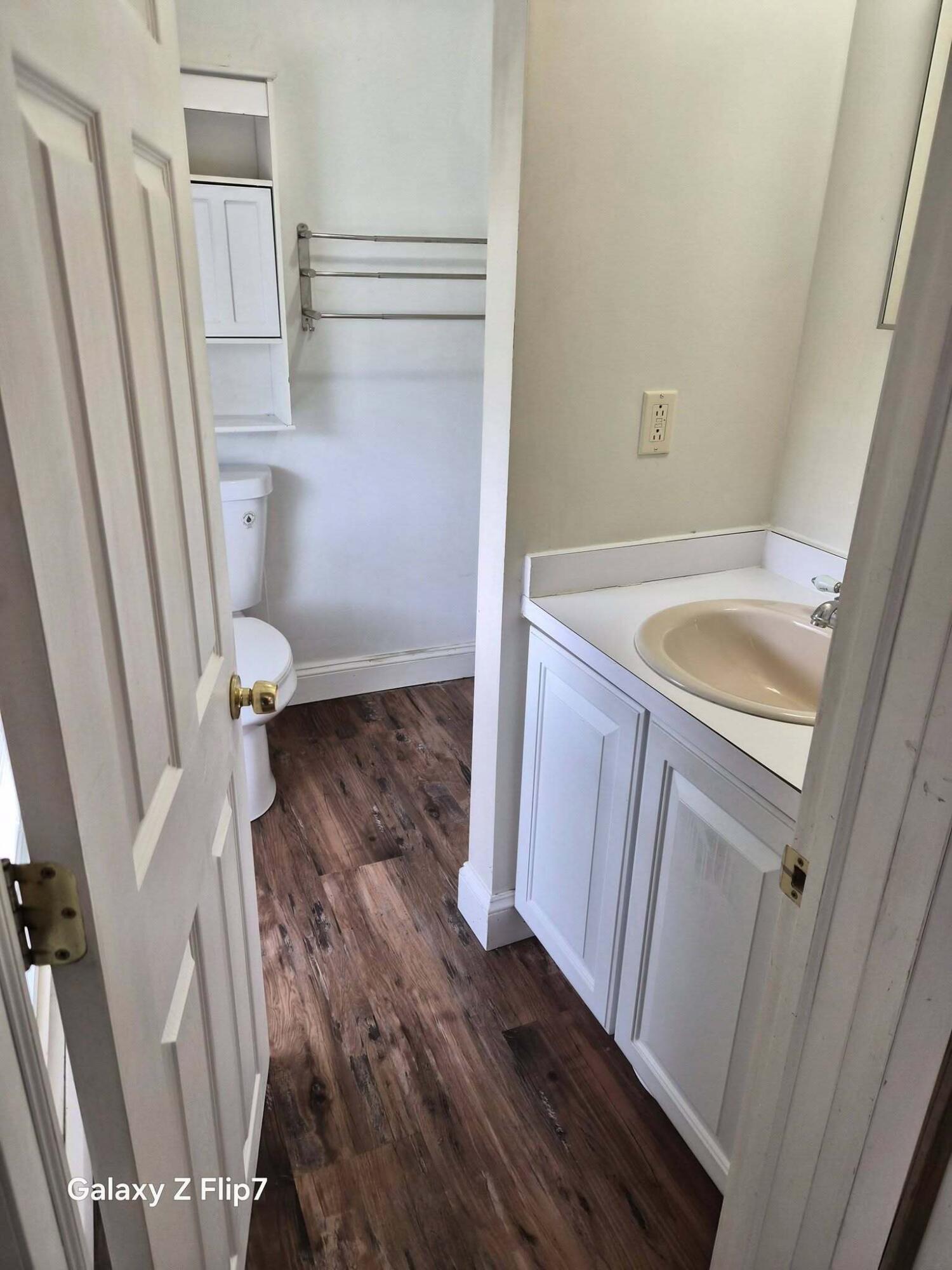 212 Sycamore Street, Unit B Manistee, MI 49660 - Photo 11 of 19 11