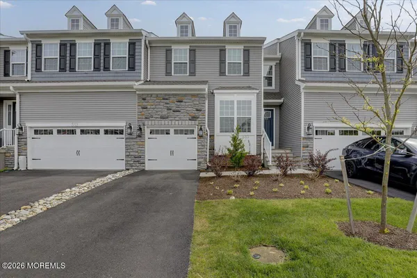 $750,000 | 513 Fremont Drive, Manalapan, NJ 07726