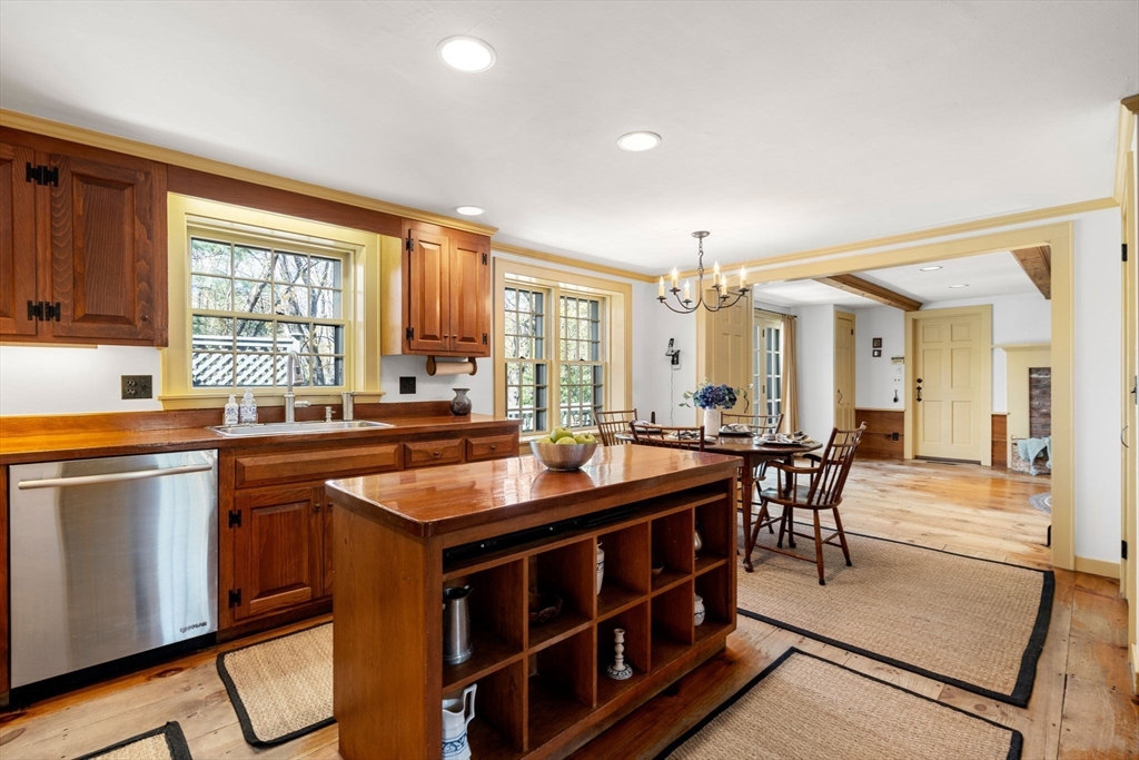49 Hopestill Brown Road Sudbury, MA 01776 - Photo 12 of 42 Gallery Image 12