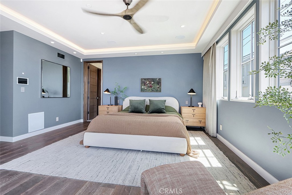 216 4th Street Manhattan Beach, CA 90266 - Photo 24 of 43