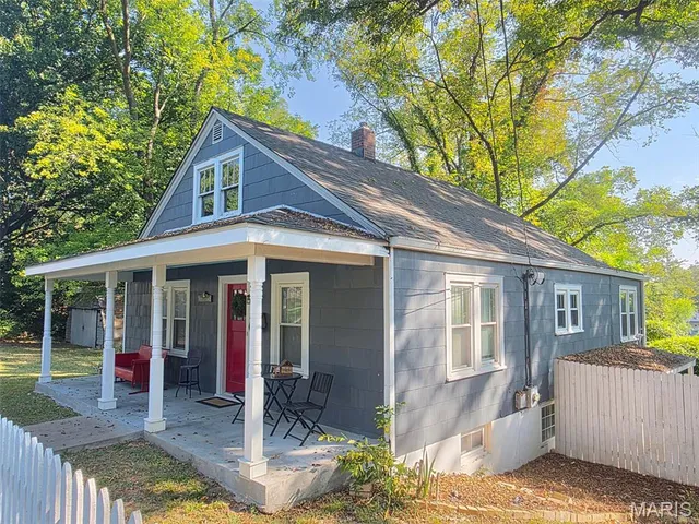 $189,000 | 260 North 4th Street, Ste. Genevieve, MO 63670