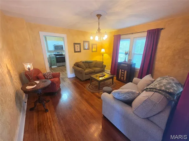 $189,000 | 260 North 4th Street, Ste. Genevieve, MO 63670