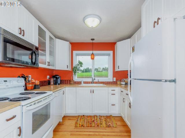 1930 Northwest Thatcher Road Forest Grove, OR 97116 - Photo 6 of 16 Gallery Image 6