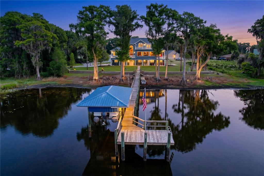 1360 South Waterview Drive Inverness, FL 34450 - Photo 1 of 100