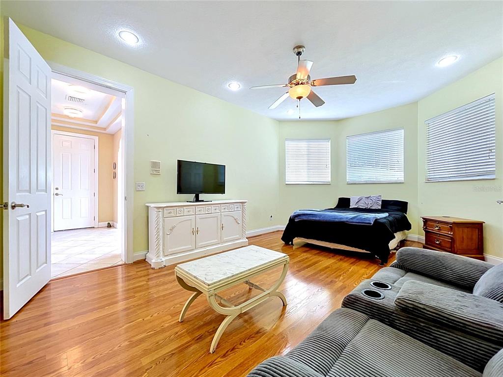 1360 South Waterview Drive Inverness, FL 34450 - Photo 26 of 100 a living room with furniture and a flat screen tv