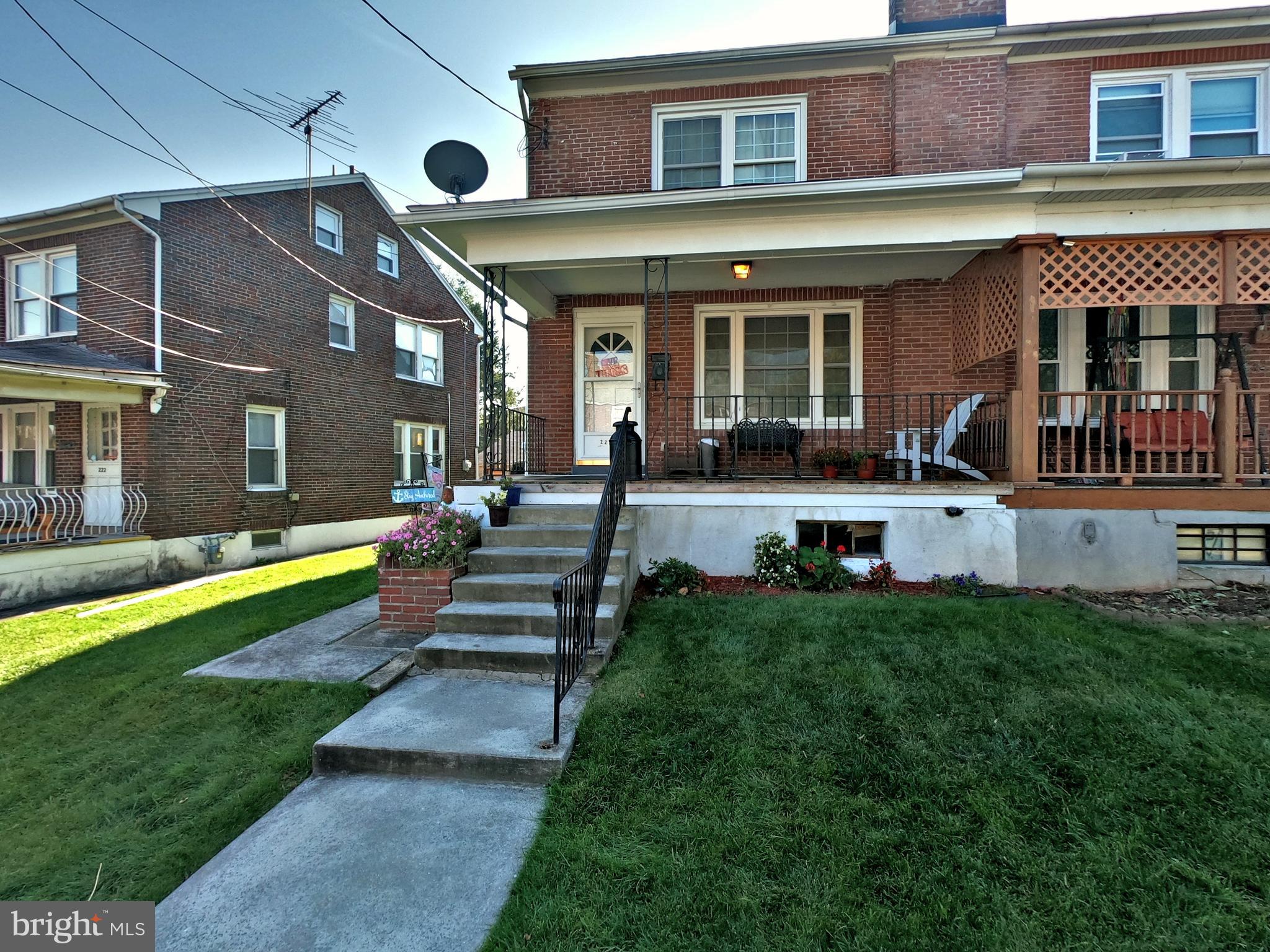 224 Hanley Place Reading, PA 19611 - Photo 1 of 36