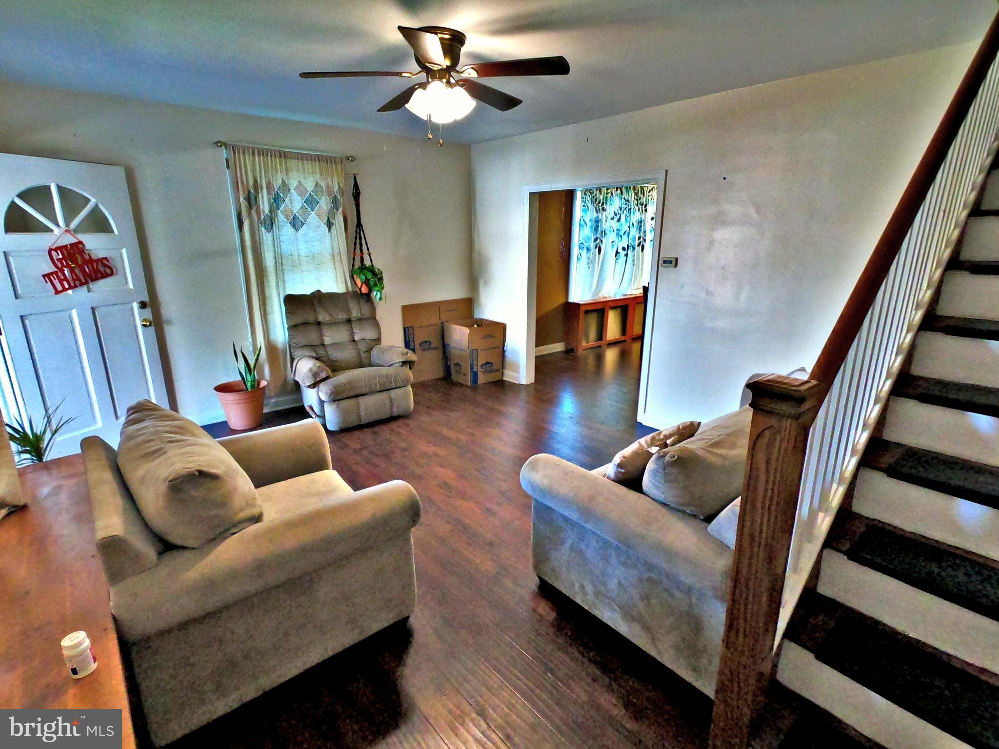 224 Hanley Place Reading, PA 19611 - Photo 11 of 36