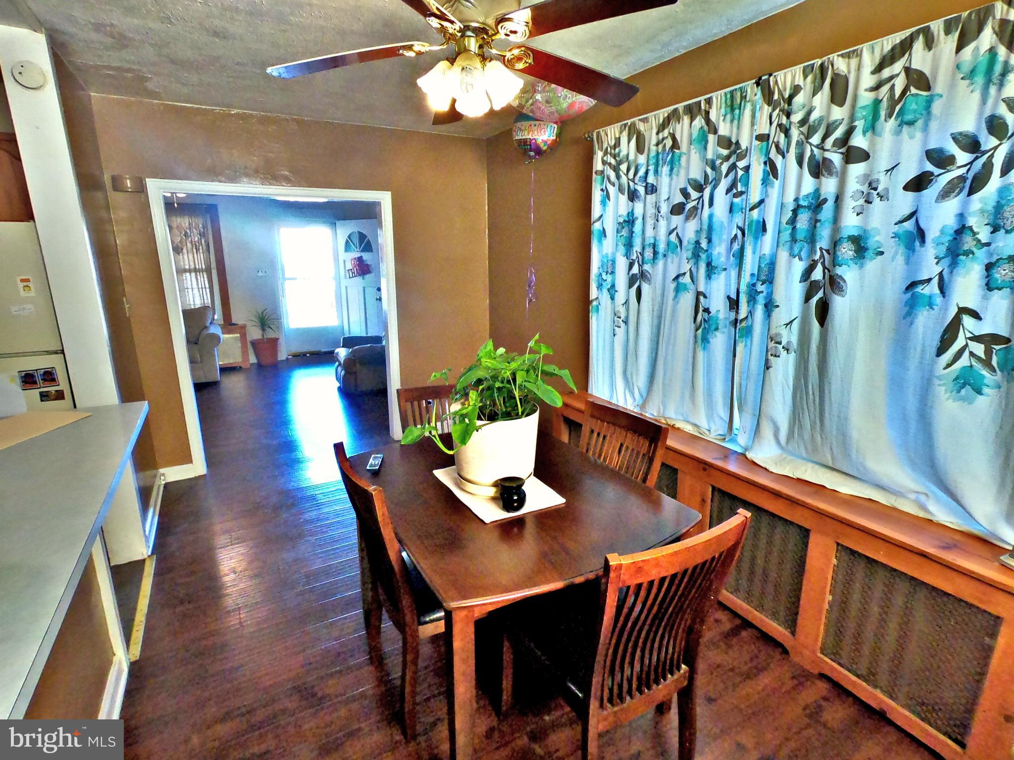 224 Hanley Place Reading, PA 19611 - Photo 13 of 36