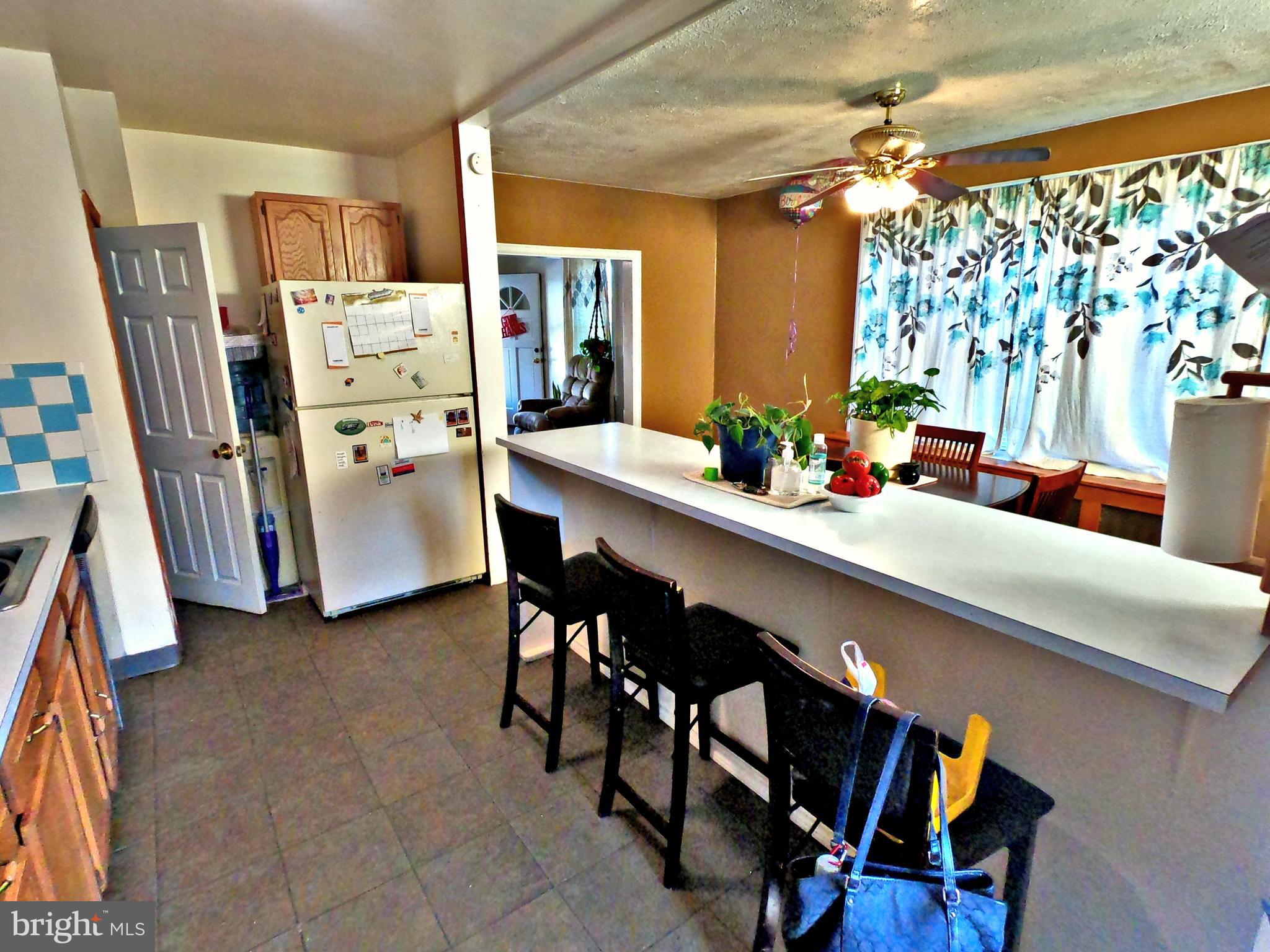 224 Hanley Place Reading, PA 19611 - Photo 14 of 36