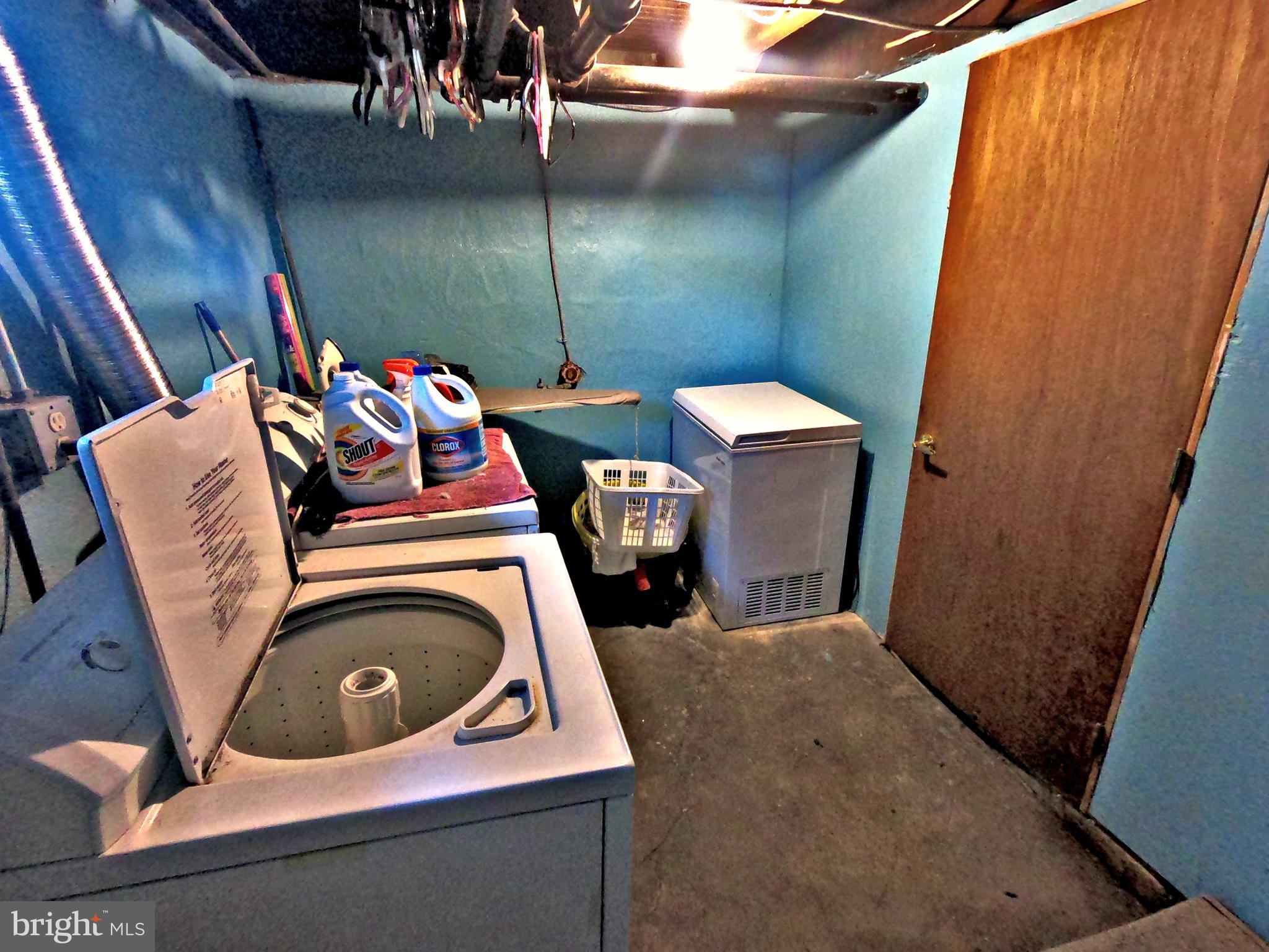 224 Hanley Place Reading, PA 19611 - Photo 18 of 36