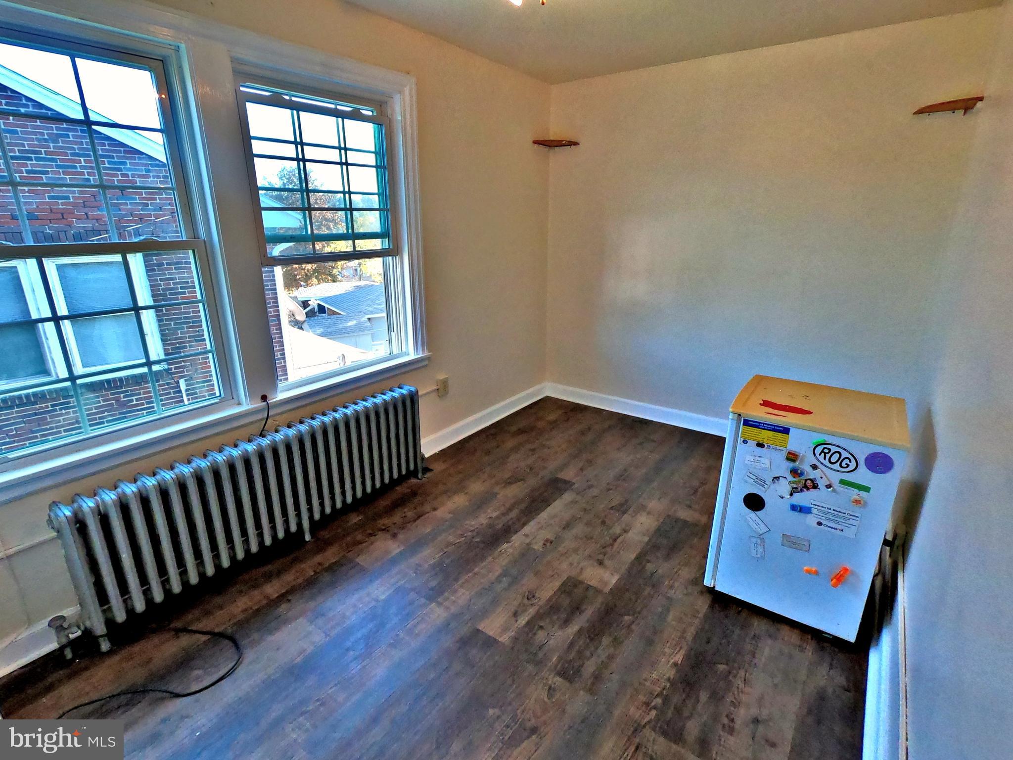 224 Hanley Place Reading, PA 19611 - Photo 8 of 36