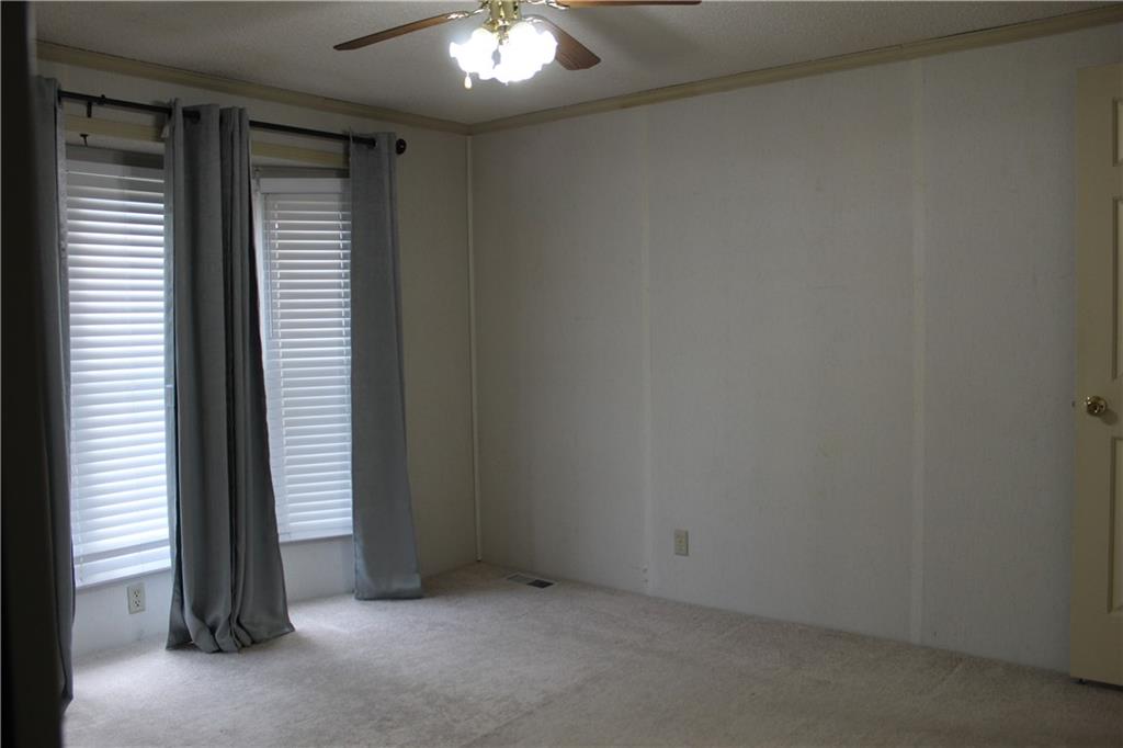 125 Hindman Road, Unit 43 Butler, PA 16001 - Photo 19 of 20 Primary bedroom