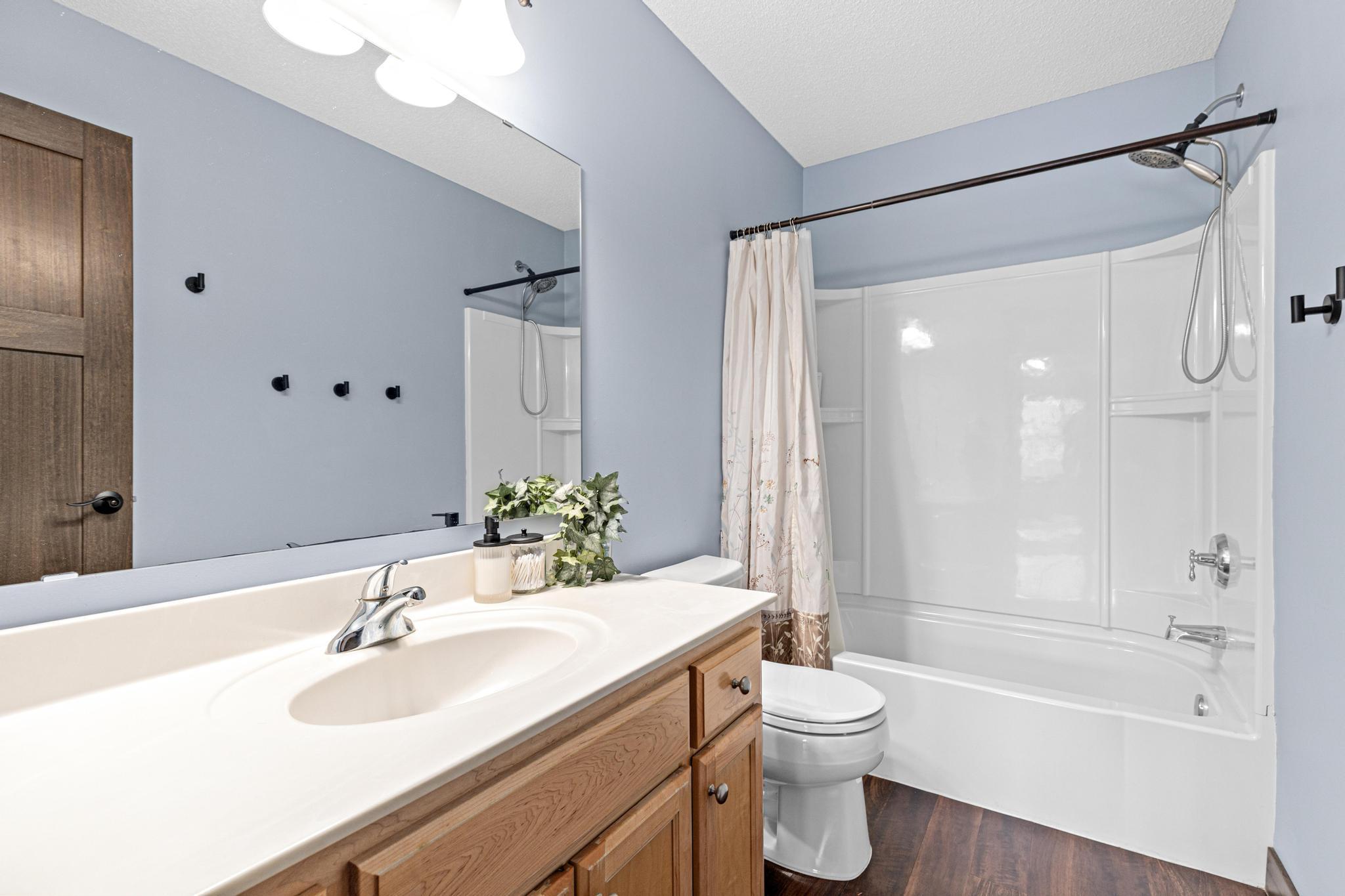 1821 Foothill Trail Shakopee, MN 55379 - Photo 32 of 59