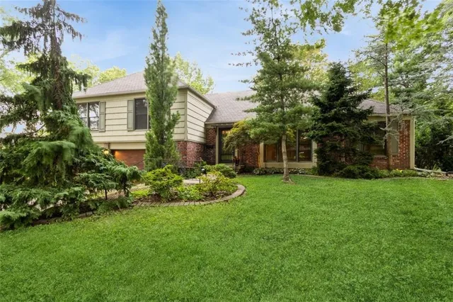 $589,000 | 4506 West 93rd Terrace, Prairie Village, KS 66207