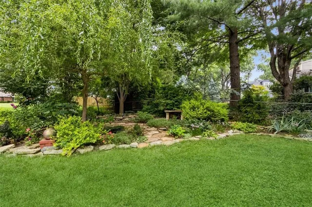 $589,000 | 4506 West 93rd Terrace, Prairie Village, KS 66207