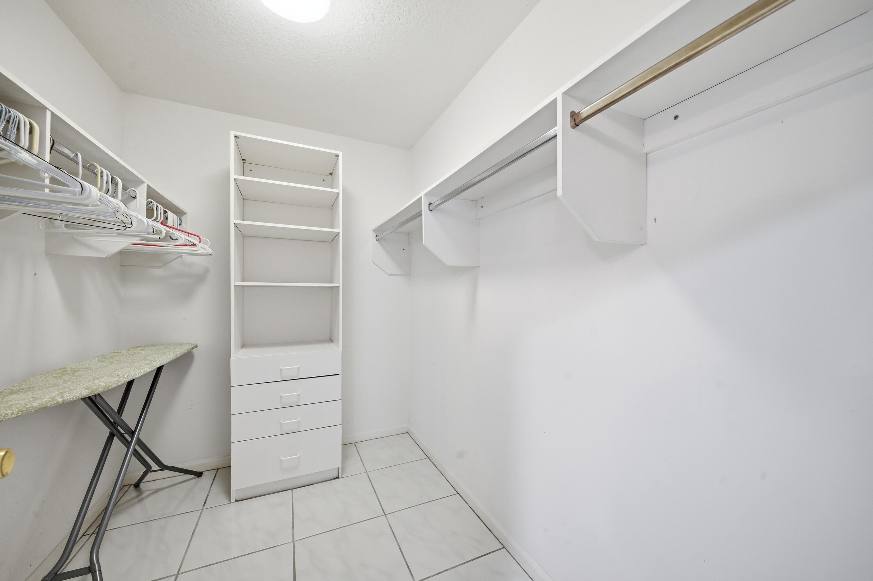 10769 Maple Chase Drive Boca Raton, FL 33498 - Photo 42 of 47 Mela_Boca_Rantal_HDR_041