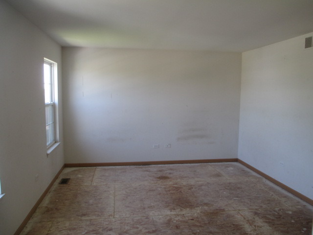 403 Alyssa Street Plano, IL 60545 - Photo 3 of 14
