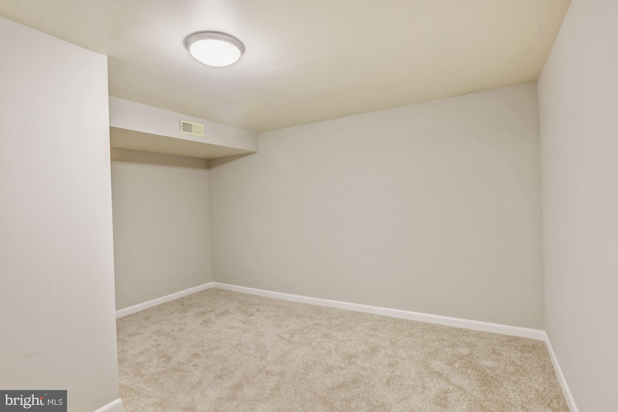 801 Lowander Lane Silver Spring, MD 20901 - Photo 21 of 25 Den/Study