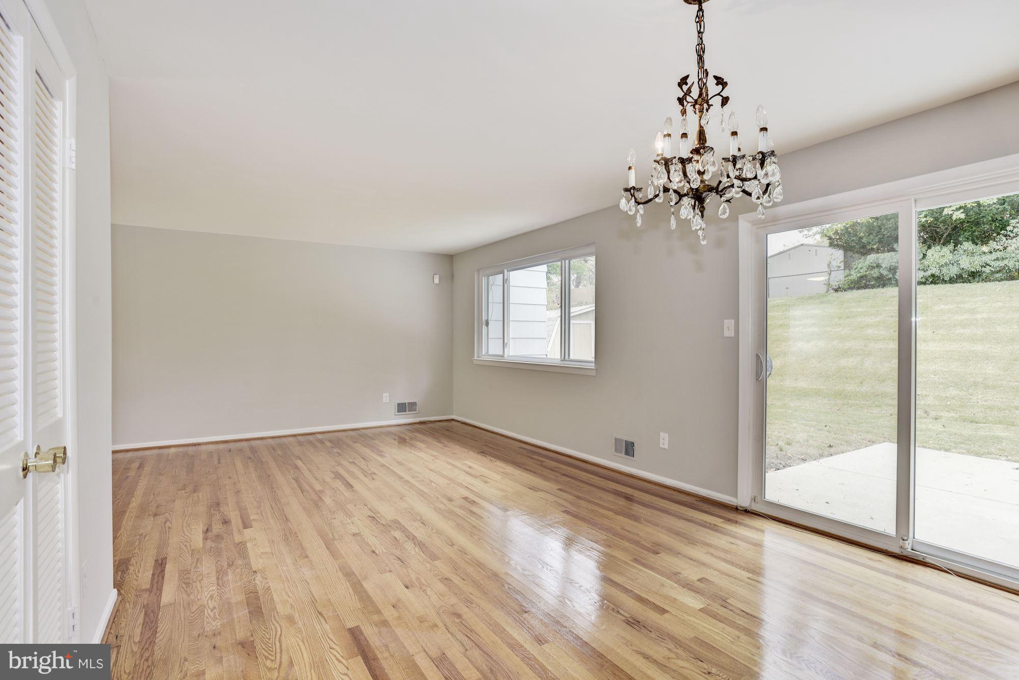801 Lowander Lane Silver Spring, MD 20901 - Photo 4 of 25 Dining Room