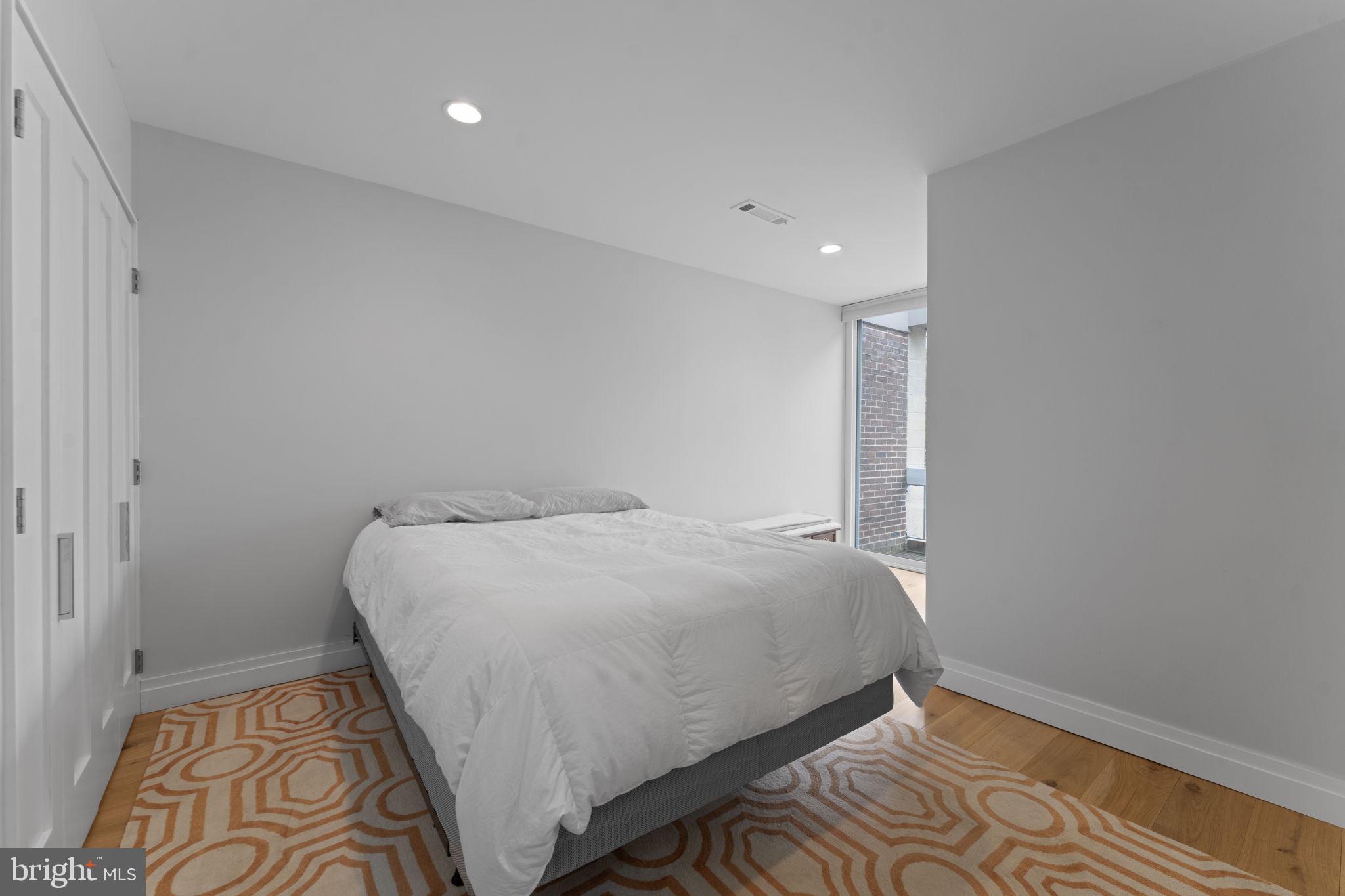 11587 Maple Ridge Road Reston, VA 20190 - Photo 39 of 119