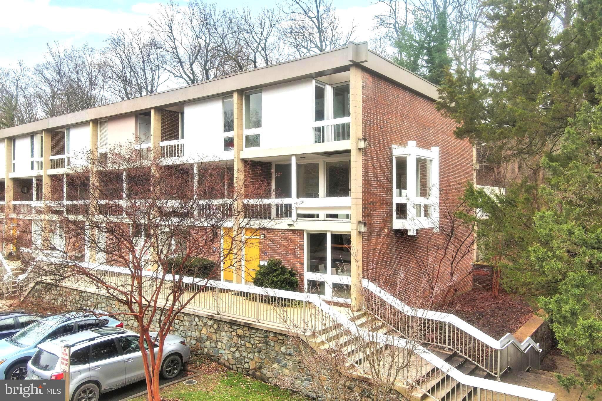 11587 Maple Ridge Road Reston, VA 20190 - Photo 45 of 119 a view of a yard in front of house