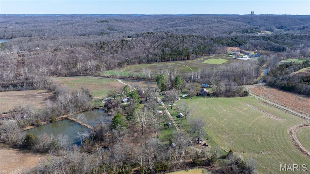 1733 Schluersburg Road Augusta, MO 63332 - Photo 18 of 42
