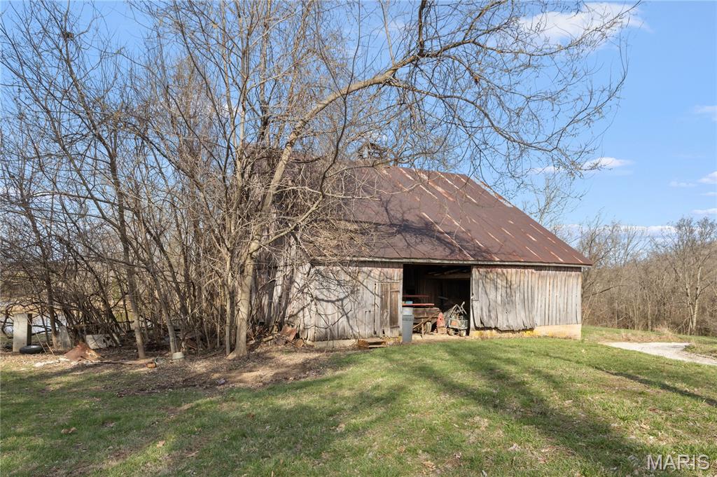 1733 Schluersburg Road Augusta, MO 63332 - Photo 28 of 42