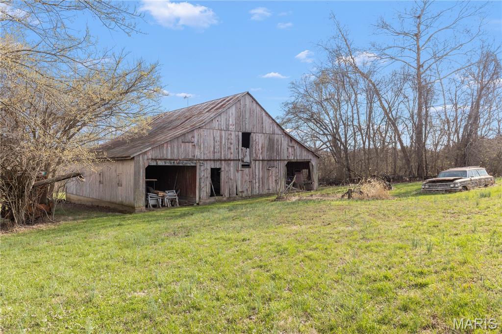 1733 Schluersburg Road Augusta, MO 63332 - Photo 36 of 42