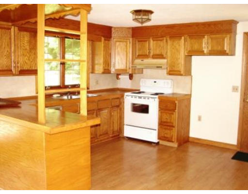 44 Williamsville Road Hubbardston, MA 01452 - Photo 2 of 8 Gallery Image 2