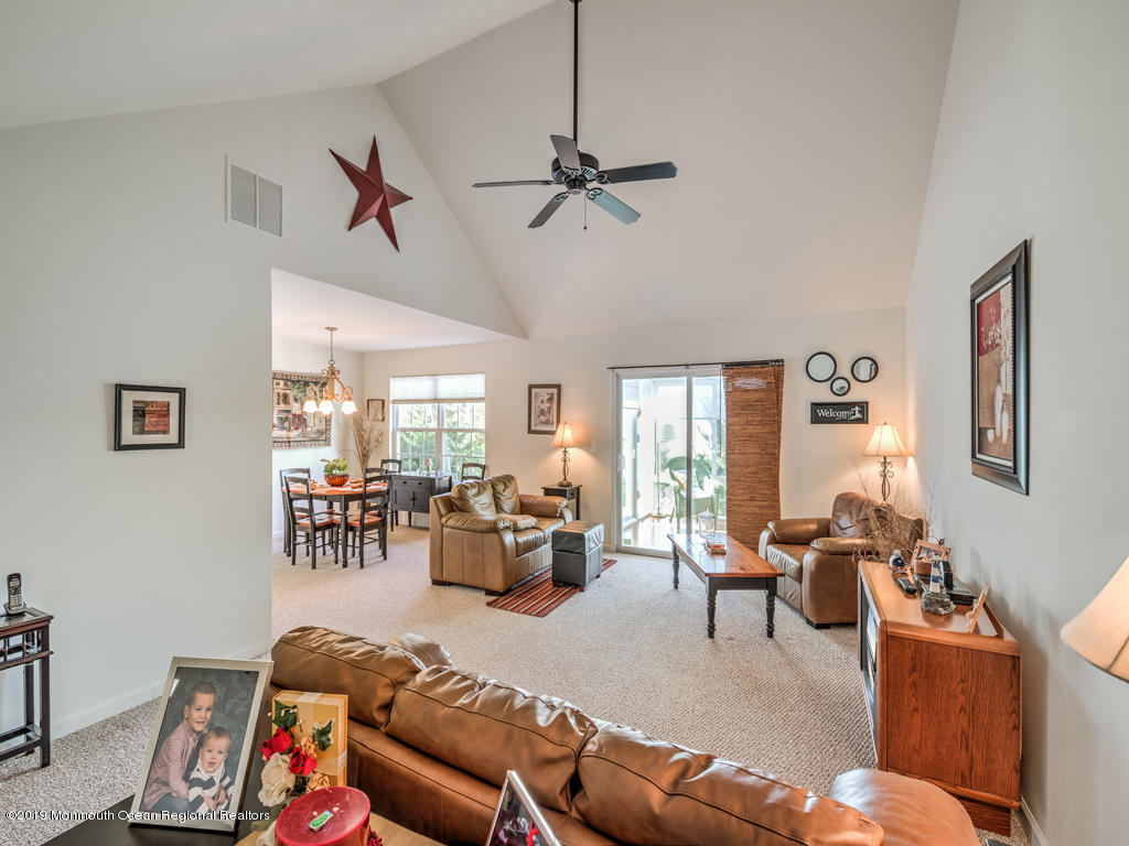 1300 Radio Road, Unit 1 Little Egg Harbor, NJ 08087 - Photo 4 of 20 Family Room1