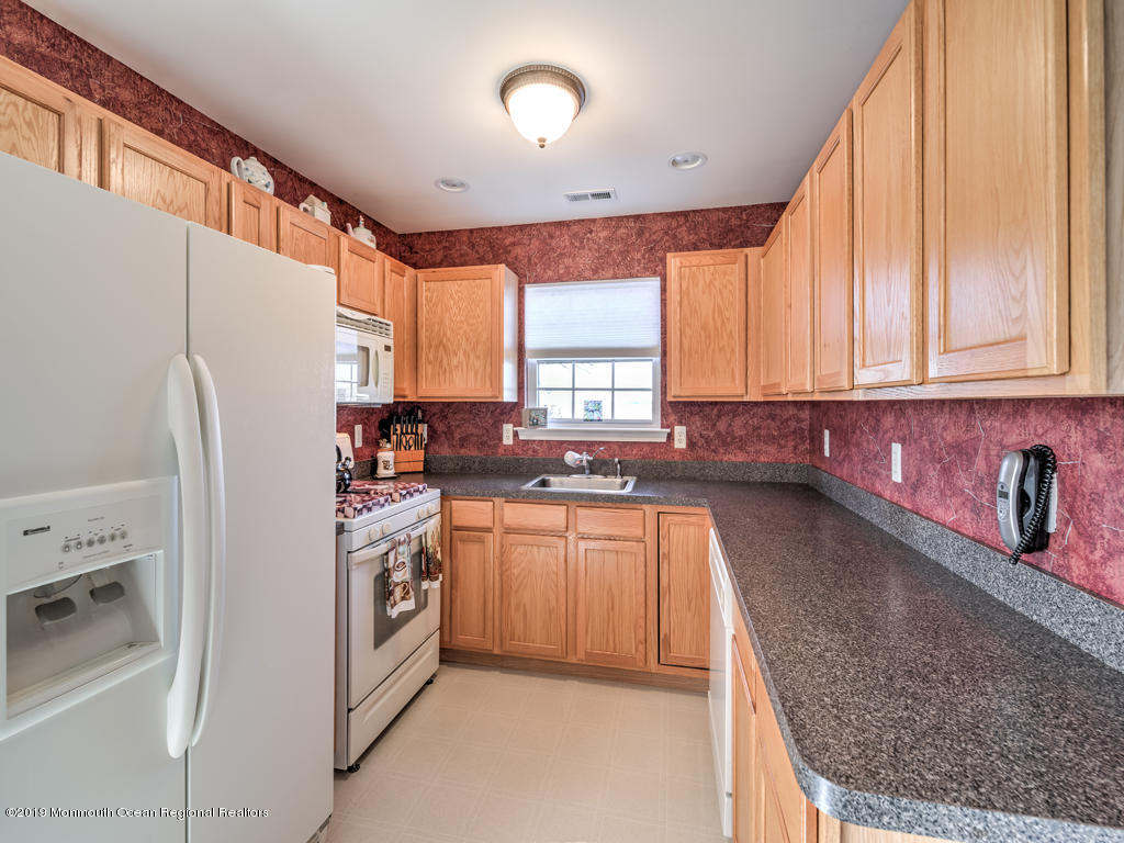 1300 Radio Road, Unit 1 Little Egg Harbor, NJ 08087 - Photo 9 of 20 Kitchen