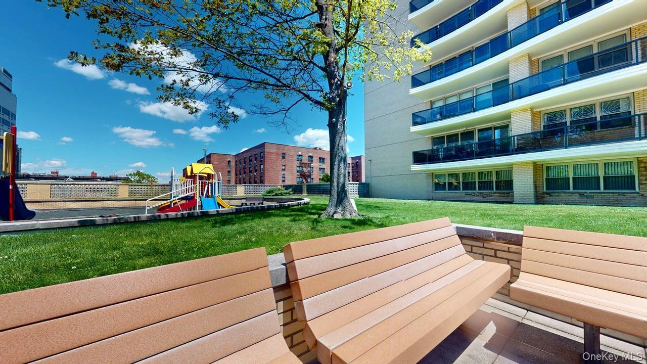 102-30 66th Road, Unit 10E Queens, NY 11375 - Photo 34 of 39