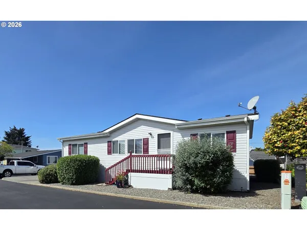 $159,500 | 98042 West Benham Lane, Unit 15, Brookings, OR 97415