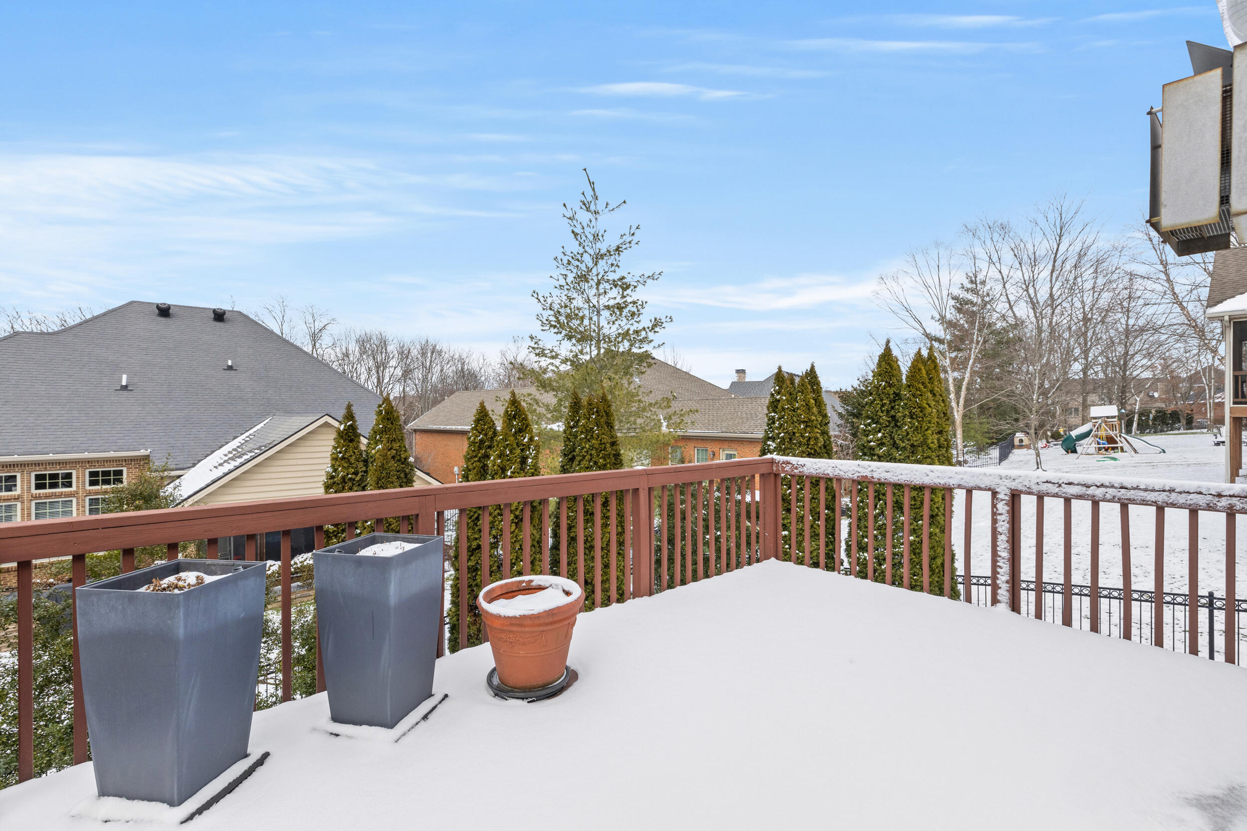 2517 Ridgefield Lane Lexington, KY 40509 - Photo 34 of 38 Back Deck