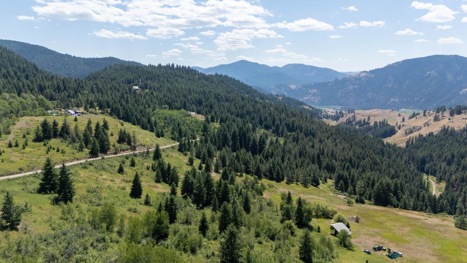 253 White Mountain Road Curlew, WA 99118 - Photo 4 of 49