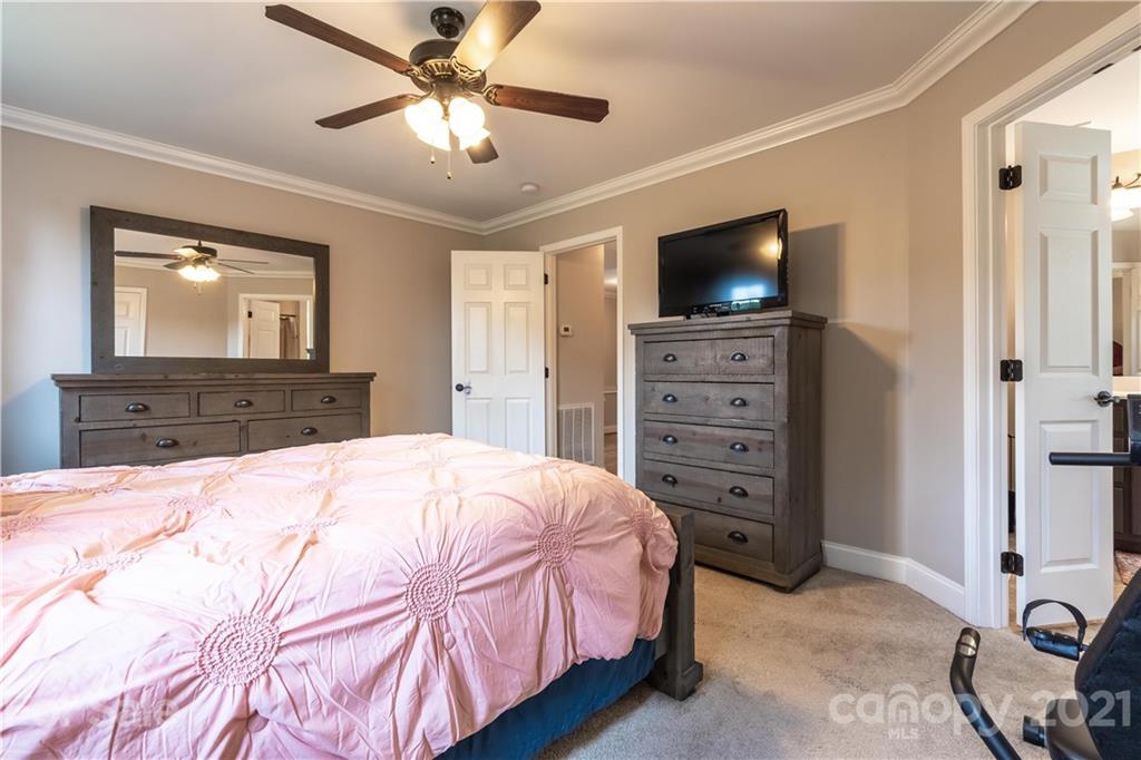 4735 County Home Road Conover, NC 28613 - Photo 13 of 33 Gallery Image 13