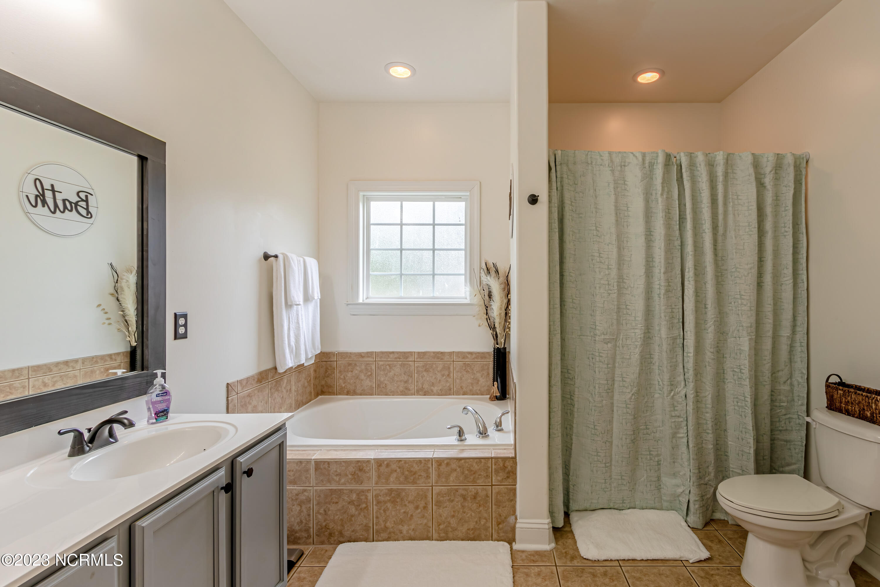 146 Hawks Point Road Jacksonville, NC 28540 - Photo 21 of 43 DF (20 of 42)