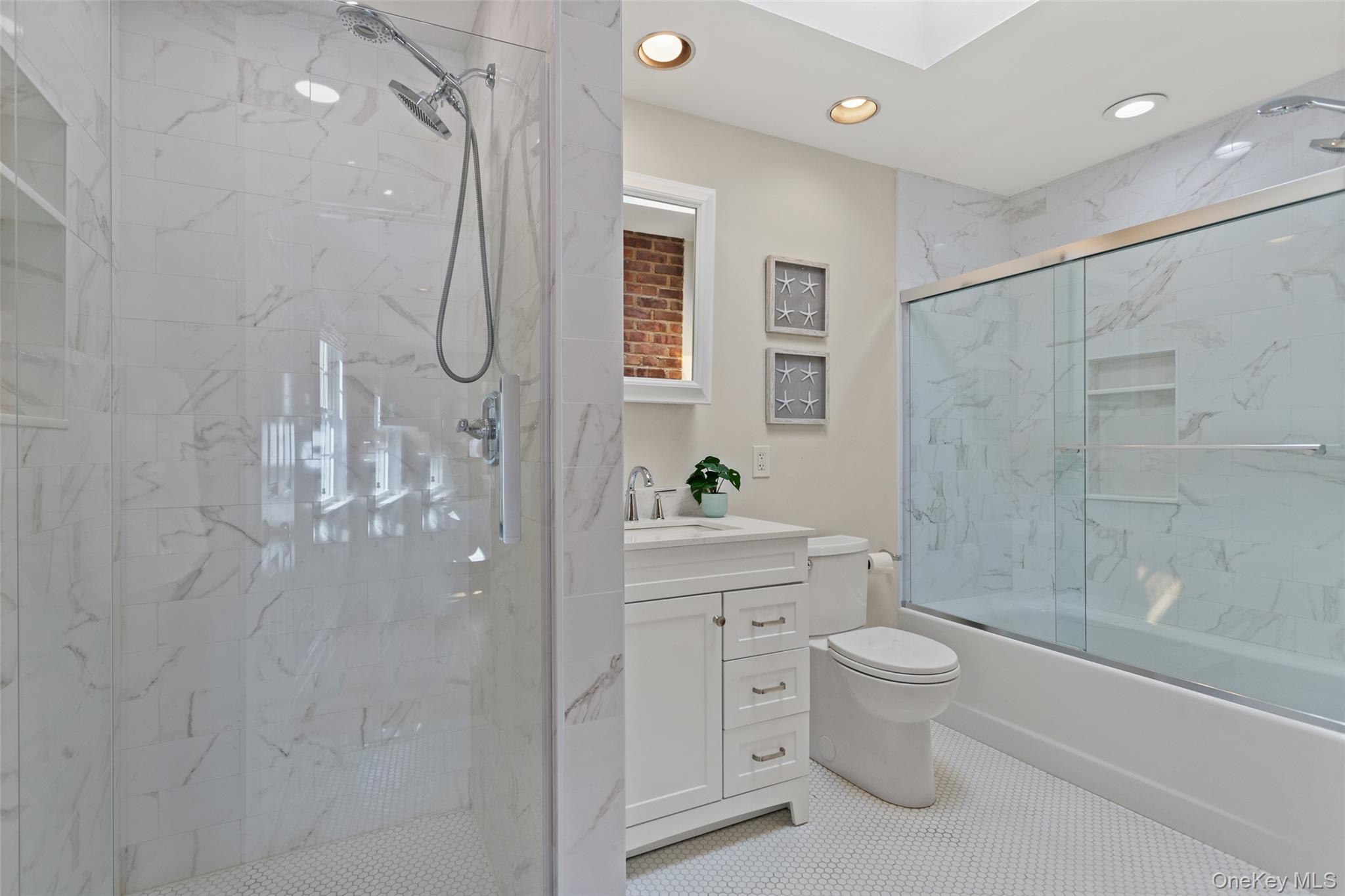 59 White Road Scarsdale, NY 10583 - Photo 27 of 45 Primary Bathroom