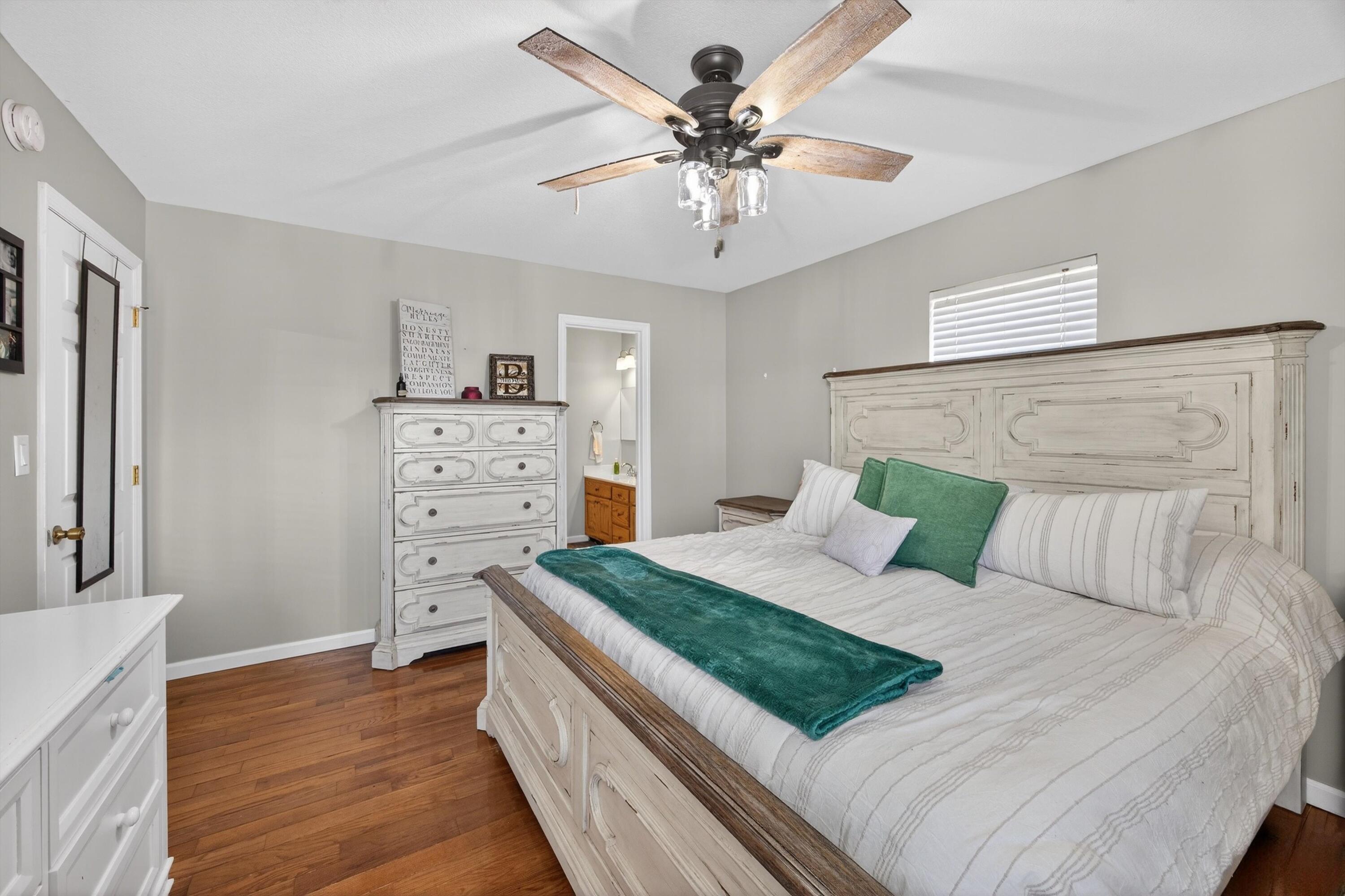 502 Concord Drive Dalton, GA 30721 - Photo 13 of 24 14-090A4099