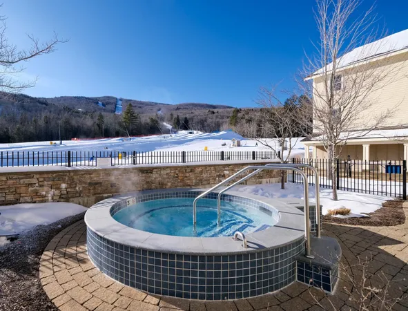 $540,000 | 717-719 Q1-4 Jackson Gore Adams House, Unit 717/719 Q14, Ludlow, VT 05149