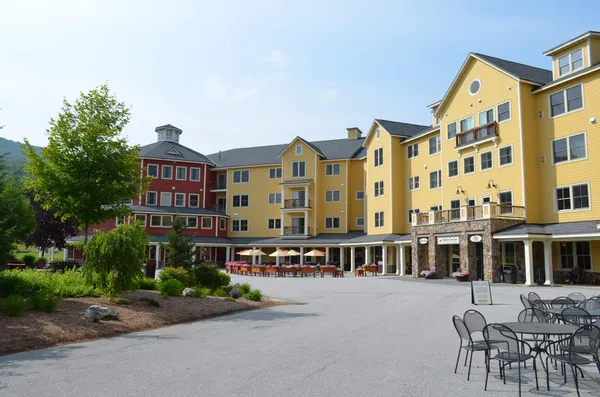 $540,000 | 717-719 Q1-4 Jackson Gore Adams House, Unit 717/719 Q14, Ludlow, VT 05149