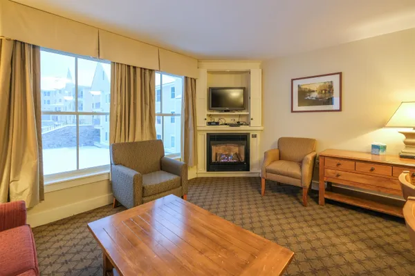 $540,000 | 717-719 Q1-4 Jackson Gore Adams House, Unit 717/719 Q14, Ludlow, VT 05149